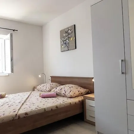 Apartman Dolores