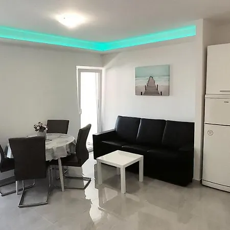 Dolores Apartman *